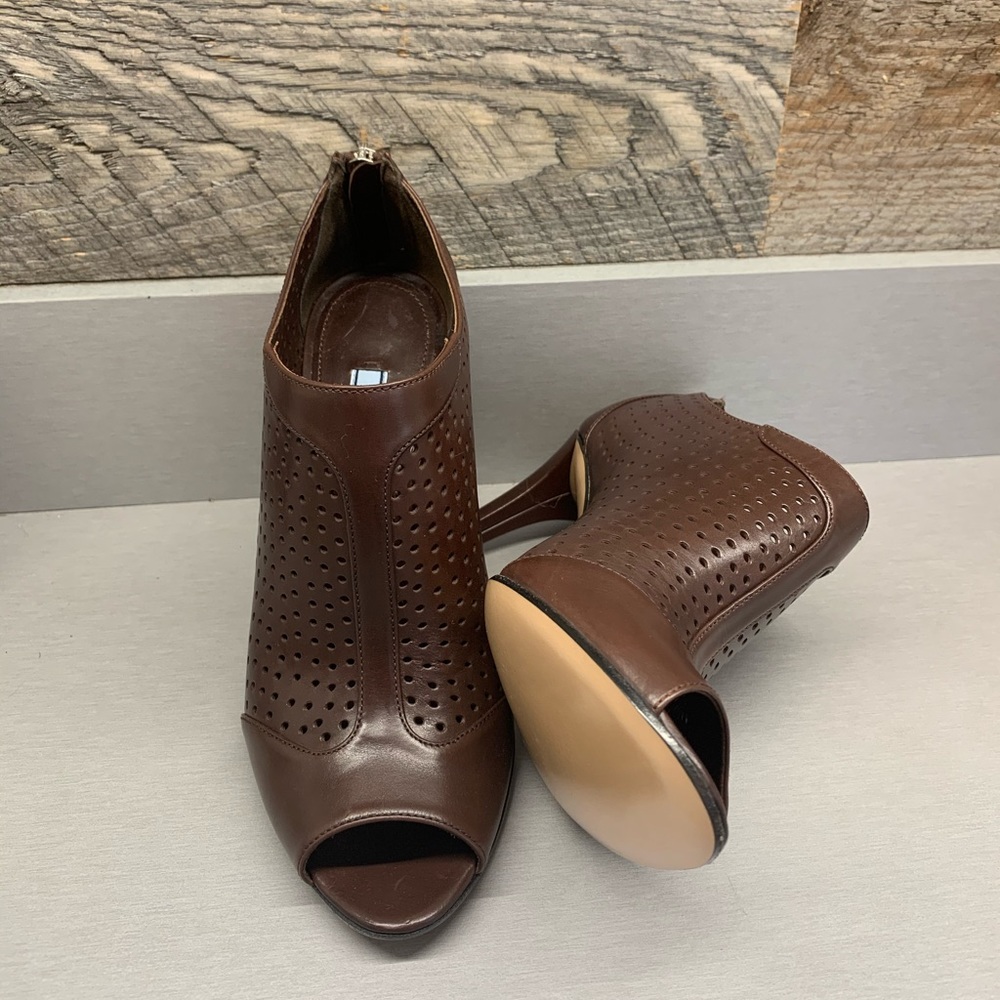 NEW PRADA brown perforated peep-toes booties